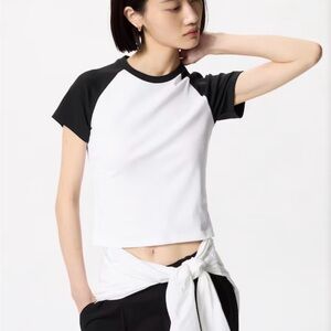 Uniqlo Black and White T-shirt
